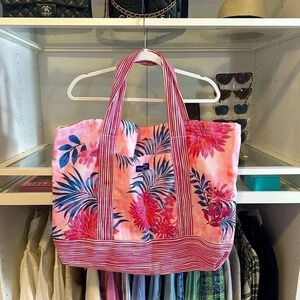 Mia and Tess tote bag summer beach vacay pool bag pink used once
